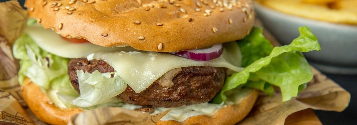 A legfontosabb nagykonyhai gépek és eszközök egy Street Food étteremhez A legfontosabb nagykonyhai gépek és eszközök egy Street Food étteremhez