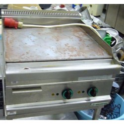 GIGA elektromos rostlap