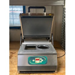 Lavezinni SV400 tálcazáró gép