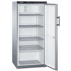 LIEBHERR 550 LITERES HŰTŐSZEKRÉNY